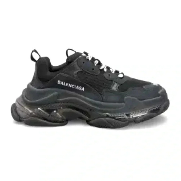 Balenciaga
Triple S Sneaker Fake Fur - Picture 1 of 5
